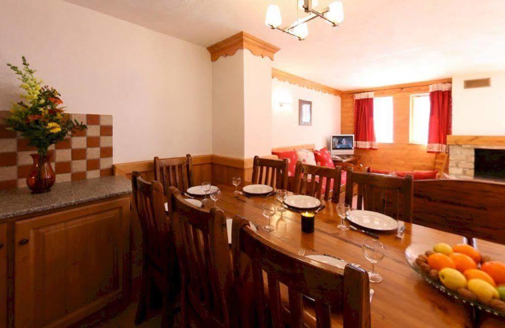 Oz Chalet Des Neiges Oz En Oisans المظهر الخارجي الصورة