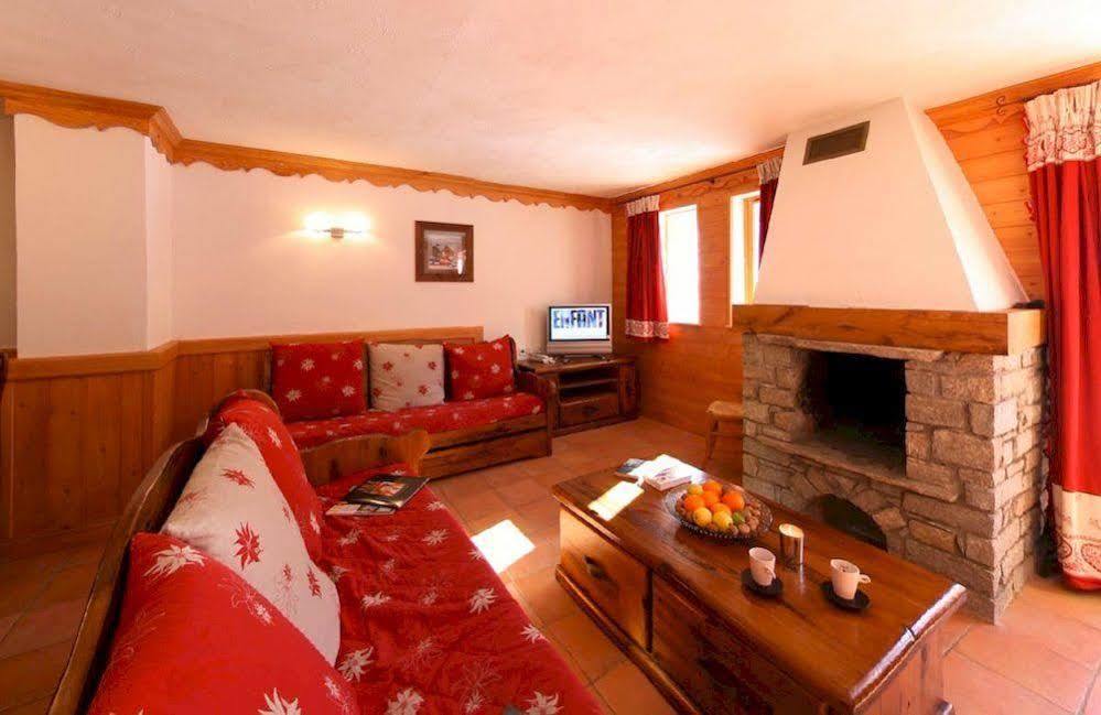 Oz Chalet Des Neiges Oz En Oisans المظهر الخارجي الصورة