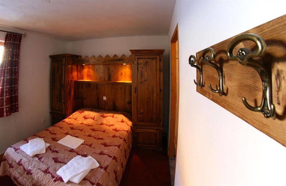 Oz Chalet Des Neiges Oz En Oisans المظهر الخارجي الصورة